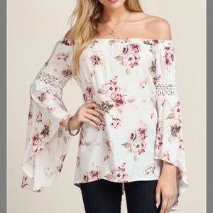 Floral n lace flare sleeve blouse